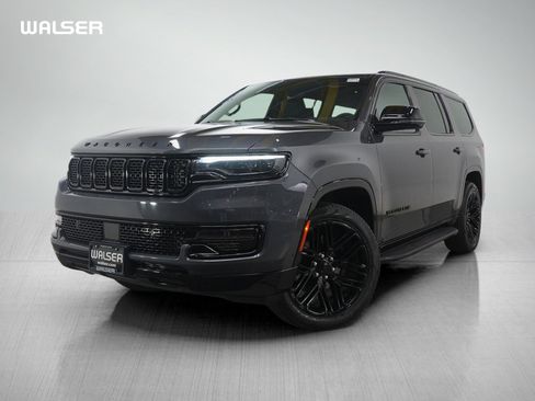 Used 2024 Jeep Wagoneer Series II image 1