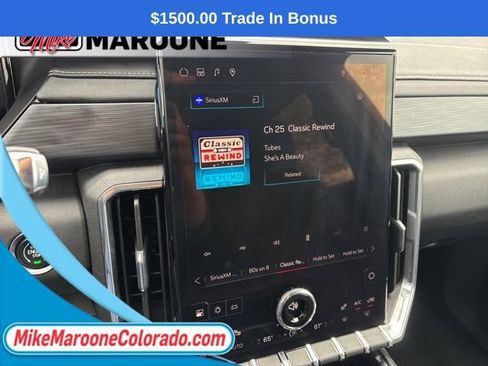 Certified 2025 GMC Acadia Elevation image 23