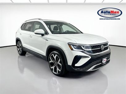 Used 2022 Volkswagen Taos SEL w/ Panoramic Sunroof Package