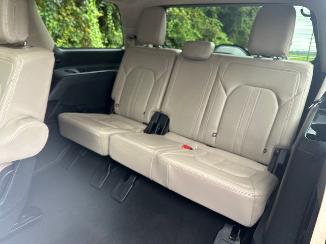 Used 2024 Ford Expedition Limited RWD image 21