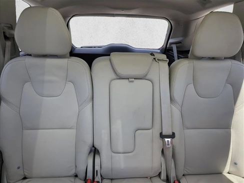 Used 2024 Volvo XC90 B5 Plus AWD/4WD image 26