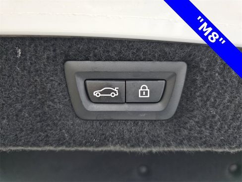 Used 2020 BMW M8 Convertible image 16