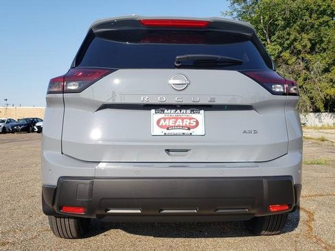 New 2026 Nissan Rogue SV image 10