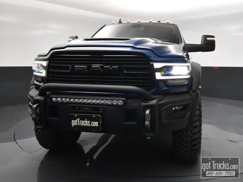 Used 2023 RAM 2500 Laramie w/ Night Edition AWD/4WD image 49