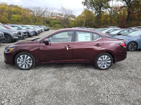 New 2025 Nissan Sentra SV w/ SV Premium Package image 2