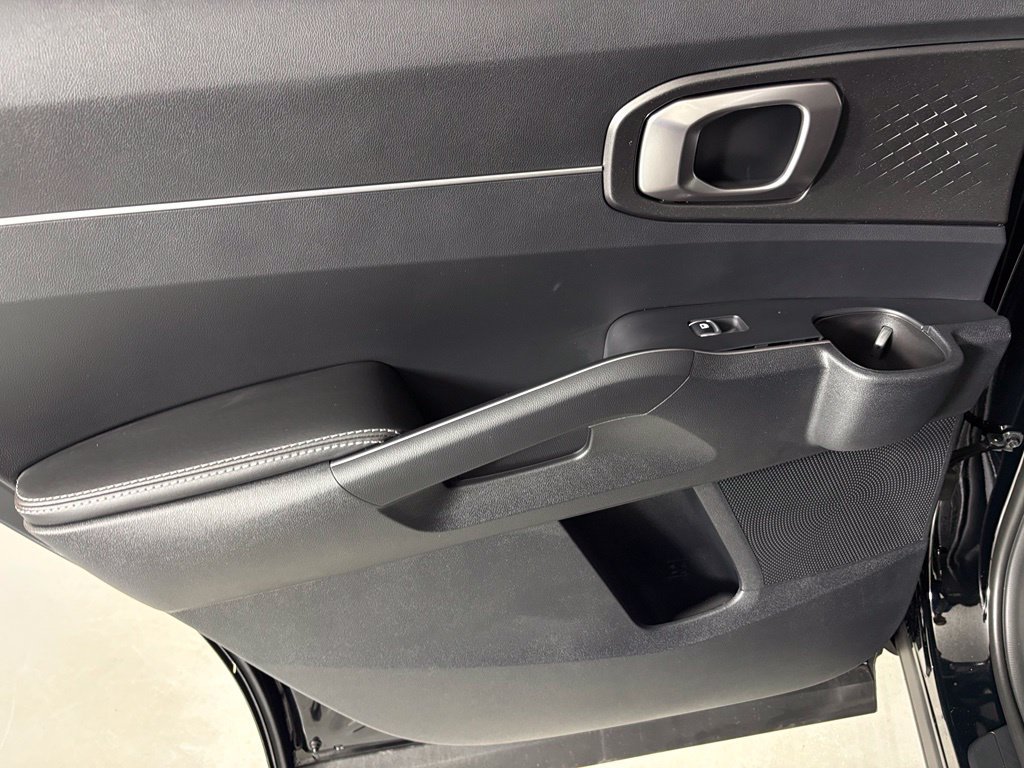 New 2026 Kia Sorento LX FWD image 36