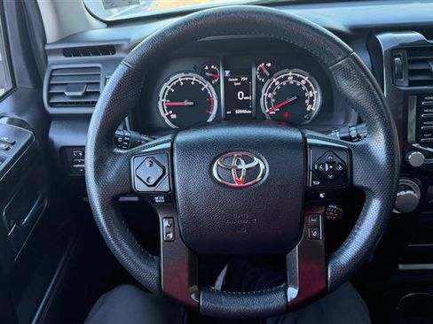 Used 2020 Toyota 4Runner TRD Off-Road Premium w/ Moonroof Package AWD/4WD image 33