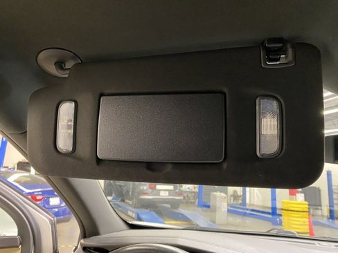 Used 2019 Cadillac XT5 Premium Luxury image 32