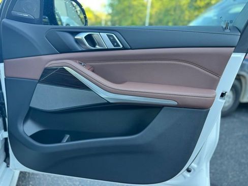 New 2026 BMW X5 xDrive40i w/ M Sport Package image 16