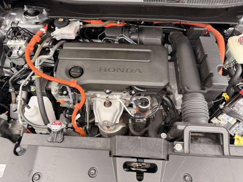 Used 2024 Honda CR-V Sport image 30