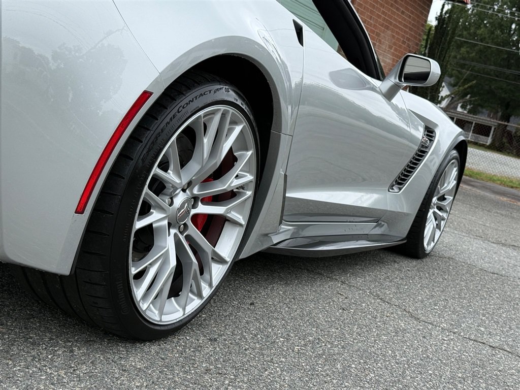 Used 2018 Chevrolet Corvette Z06 w/ Battery Protection Package RWD image 44