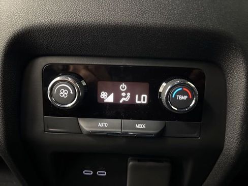 New 2026 Chevrolet Traverse Z71 w/ Enhanced Driving Package image 24