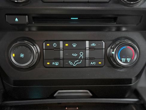 Used 2017 Ford F250 XLT w/ XLT Value Package image 12