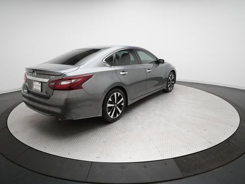 Used 2018 Nissan Altima 2.5 SR image 35