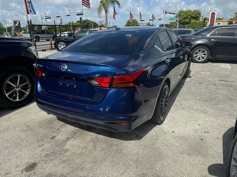 Used 2019 Nissan Altima 2.5 S image 2