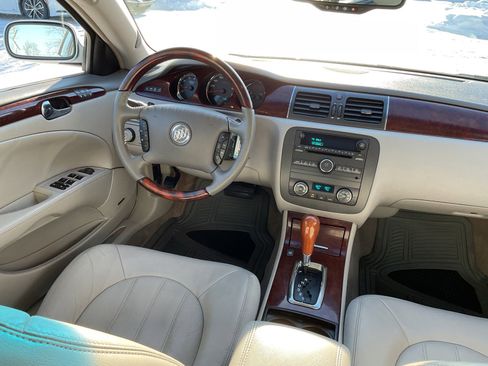 Used 2009 Buick Lucerne CXL image 17