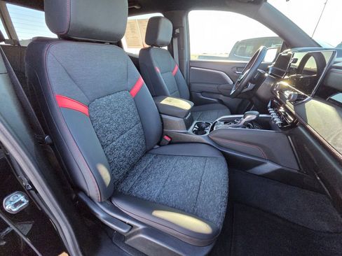 Used 2024 Chevrolet Colorado Z71 w/ Advanced Trailering Package image 32