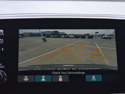 Used 2022 Honda Passport TrailSport image 11