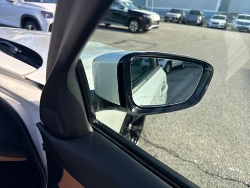 Used 2022 BMW 330i xDrive Sedan w/ Premium Package image 39