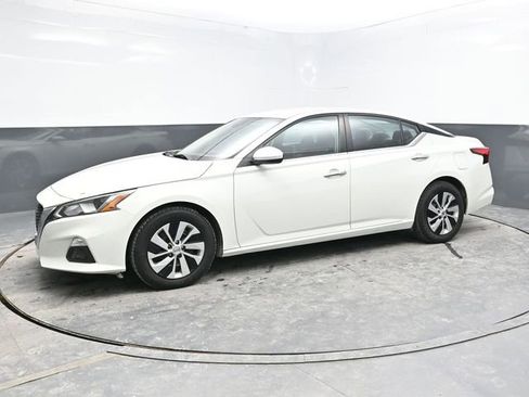 Used 2021 Nissan Altima 2.5 S image 3