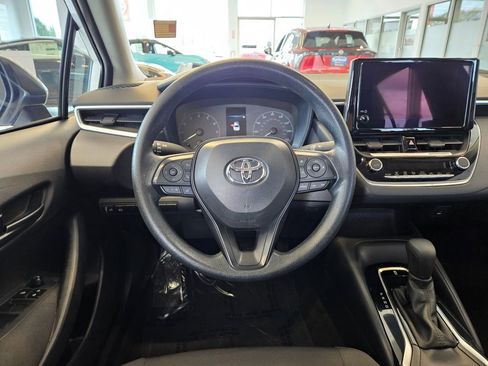 Used 2024 Toyota Corolla LE FWD image 16
