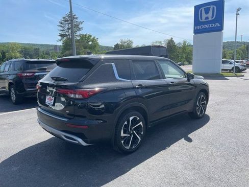 Used 2022 Mitsubishi Outlander SE AWD/4WD image 4