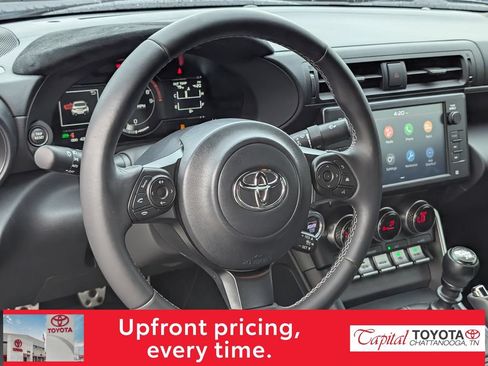 Used 2024 Toyota GR86 Premium RWD image 12