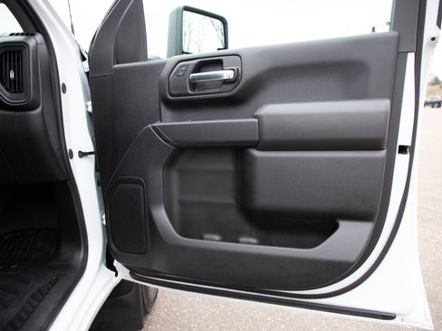 Used 2024 GMC Sierra 2500 Pro w/ 1SA Pro Safety Plus Package image 9