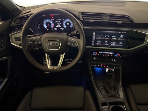 Used 2025 Audi Q3 2.0T Premium Plus w/ Premium Plus Package AWD/4WD image 29