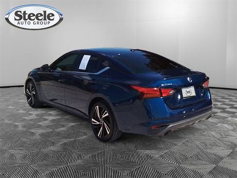 Used 2021 Nissan Altima 2.5 SR image 3