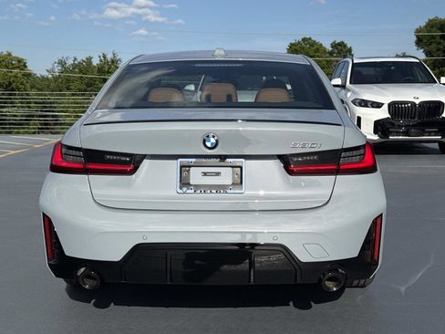 New 2026 BMW 330i Sedan w/ M Sport Package RWD image 4
