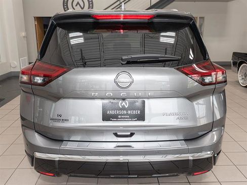 Used 2024 Nissan Rogue Platinum w/ Platinum Premium Package AWD/4WD image 23