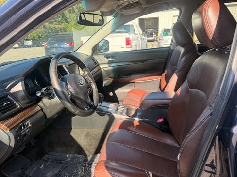 Used 2014 Subaru Outback 2.5i Limited AWD/4WD image 2
