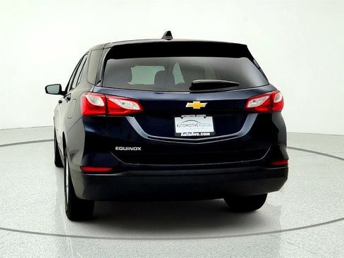 Used 2020 Chevrolet Equinox LS w/ LS Convenience Package FWD image 6