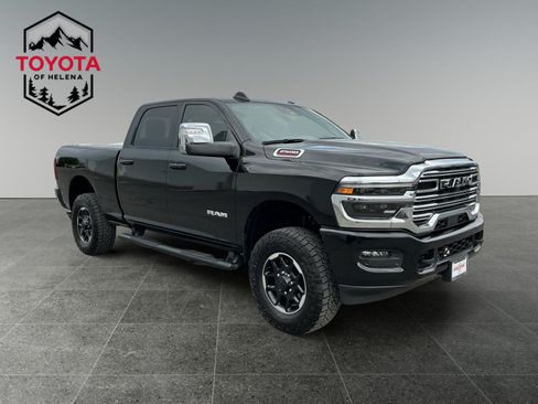 Used 2025 RAM 2500 Laramie AWD/4WD image 7