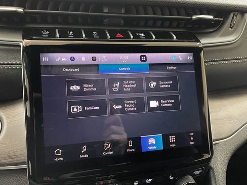 New 2025 Jeep Grand Cherokee L Limited w/ Luxury Tech Group II image 40