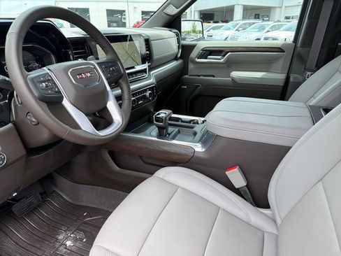 New 2026 GMC Sierra 1500 SLT w/ SLT Premium Plus Package AWD/4WD image 18