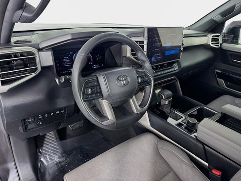 Used 2025 Toyota Tundra Limited image 10