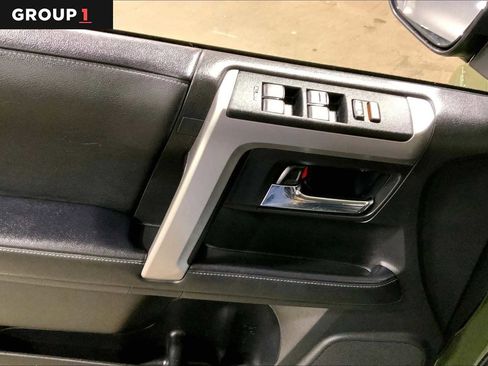 Certified 2022 Toyota 4Runner TRD Sport w/ Technology Package AWD/4WD image 36