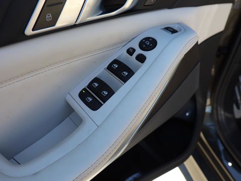 Certified 2023 BMW X5 xDrive45e w/ Executive Package image 14