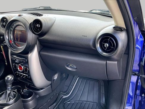 Used 2015 MINI Cooper Paceman FWD image 19