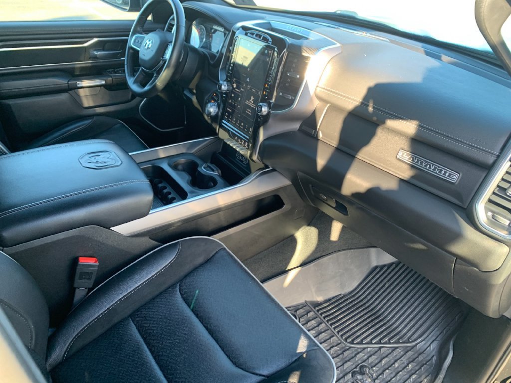 Used 2023 RAM 1500 Laramie AWD/4WD image 18