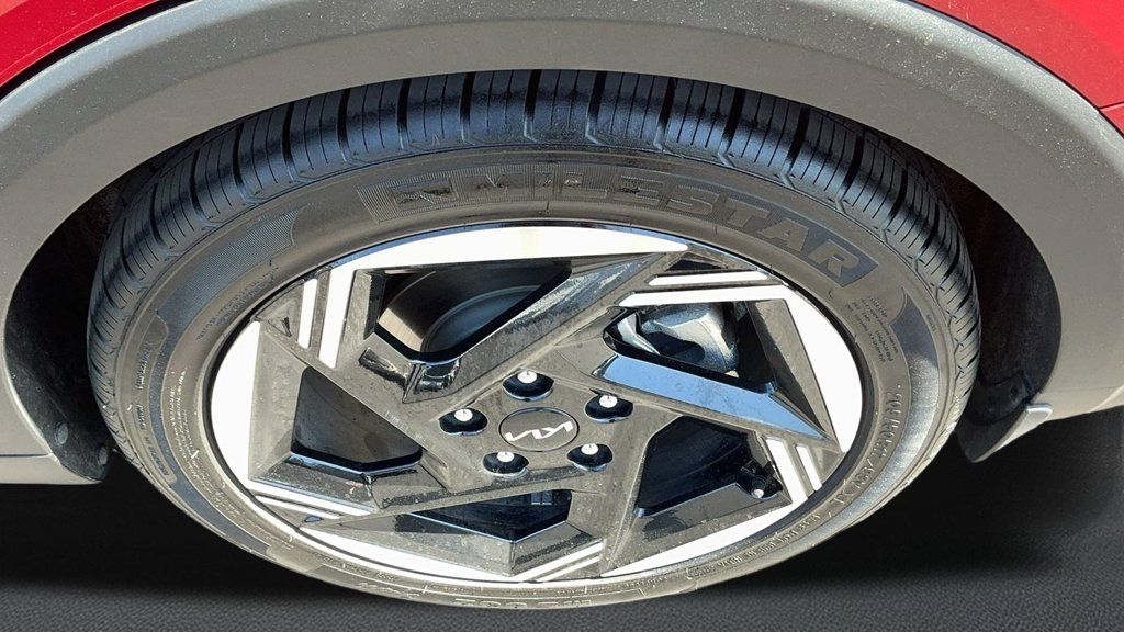 Used 2025 Kia K4 EX FWD image 9