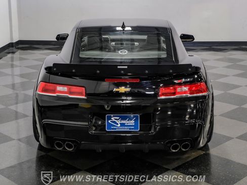 Used 2015 Chevrolet Camaro Z/28 RWD image 34