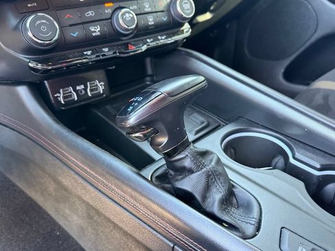Used 2022 Dodge Durango R/T w/ Blacktop Package AWD/4WD image 21