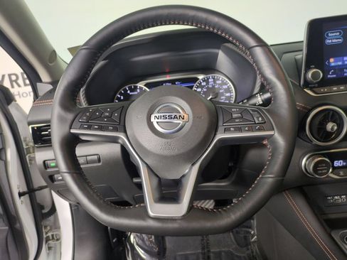 Used 2021 Nissan Sentra SR w/ SR Premium Package FWD image 17