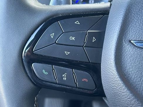 Used 2023 Chrysler 300 S image 25