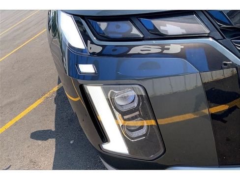 Used 2023 Hyundai Palisade Limited AWD/4WD image 31