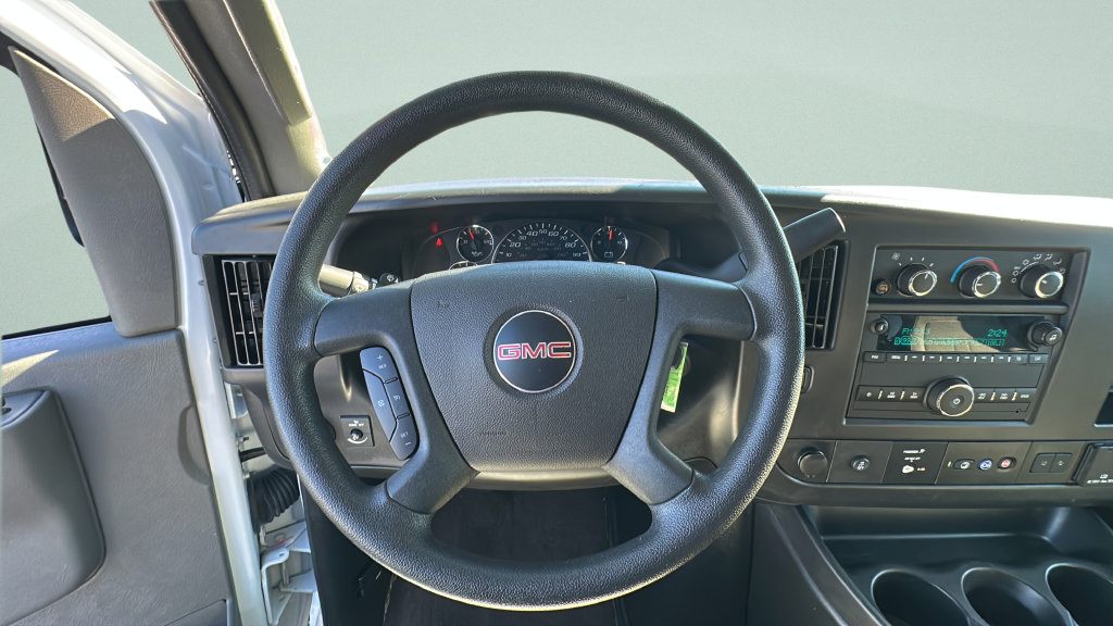 Used 2025 GMC Savana 3500 LT w/ LT Preferred Equipment Group RWD image 13