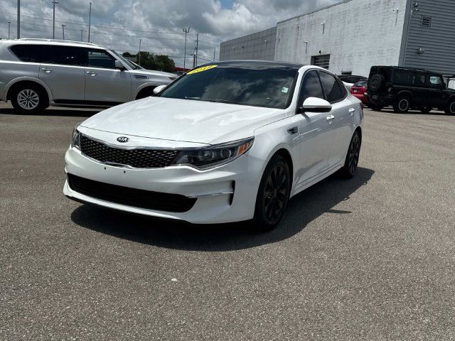 Used 2018 Kia Optima EX w/ Premium Package FWD image 9
